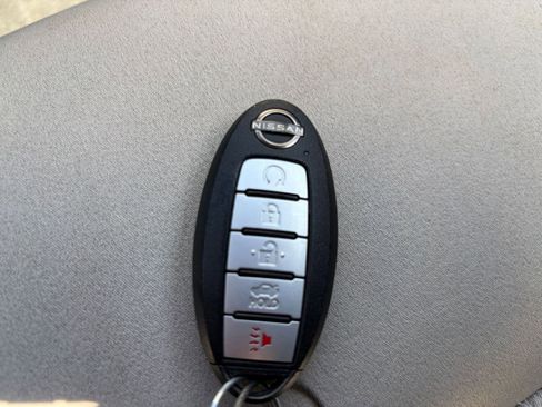 Used 2025 Nissan Altima 2.5 SV FWD image 23
