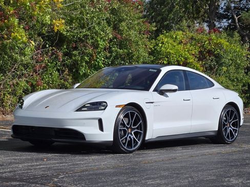 New 2026 Porsche Taycan image 39