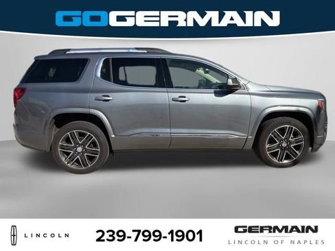 Used 2021 GMC Acadia Denali w/ Denali Ultimate Package image 8