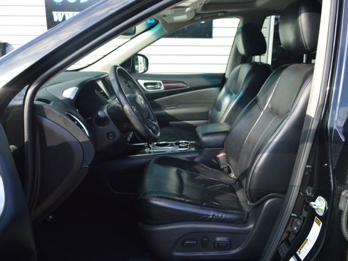 Used 2015 Nissan Pathfinder Platinum AWD/4WD image 10