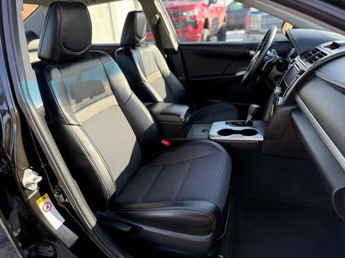 Used 2013 Toyota Camry SE image 20