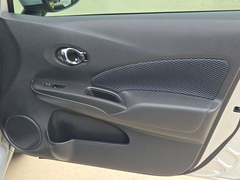 Used 2017 Nissan Versa Note SV w/ SV Appearance Package FWD image 30