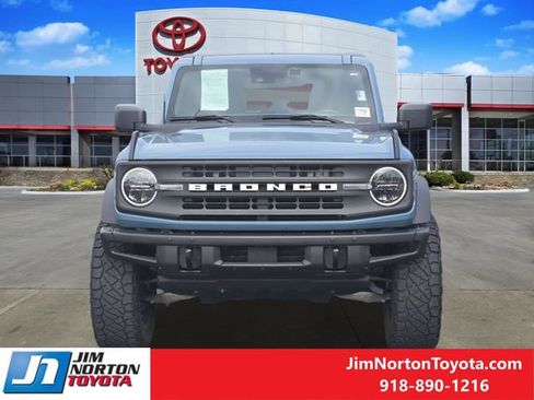 Used 2022 Ford Bronco Black Diamond AWD/4WD image 2