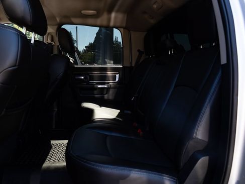 Used 2015 RAM 2500 Laramie w/ Protection Group AWD/4WD image 20