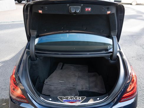 Used 2020 Mercedes-Benz S 560 4MATIC Sedan w/ Premium Package image 52