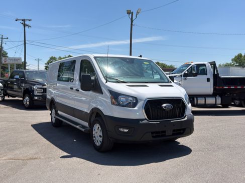 Certified 2025 Ford Transit 250 Low Roof w/ Exterior Upgrade Package RWD image 3