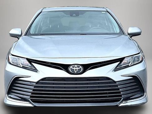 Used 2023 Toyota Camry LE FWD image 3
