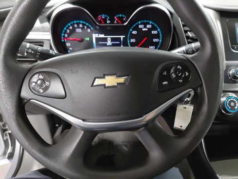 Used 2016 Chevrolet Impala LS FWD image 23