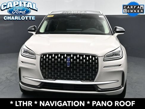 Used 2024 Lincoln Corsair Grand Touring AWD/4WD image 3