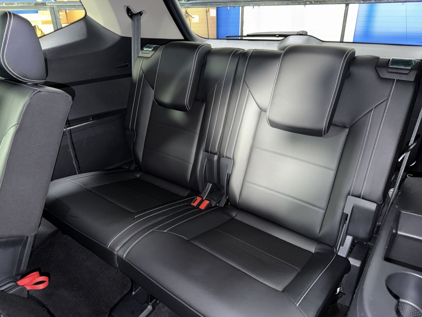 Used 2023 Volkswagen Atlas SEL AWD/4WD image 29