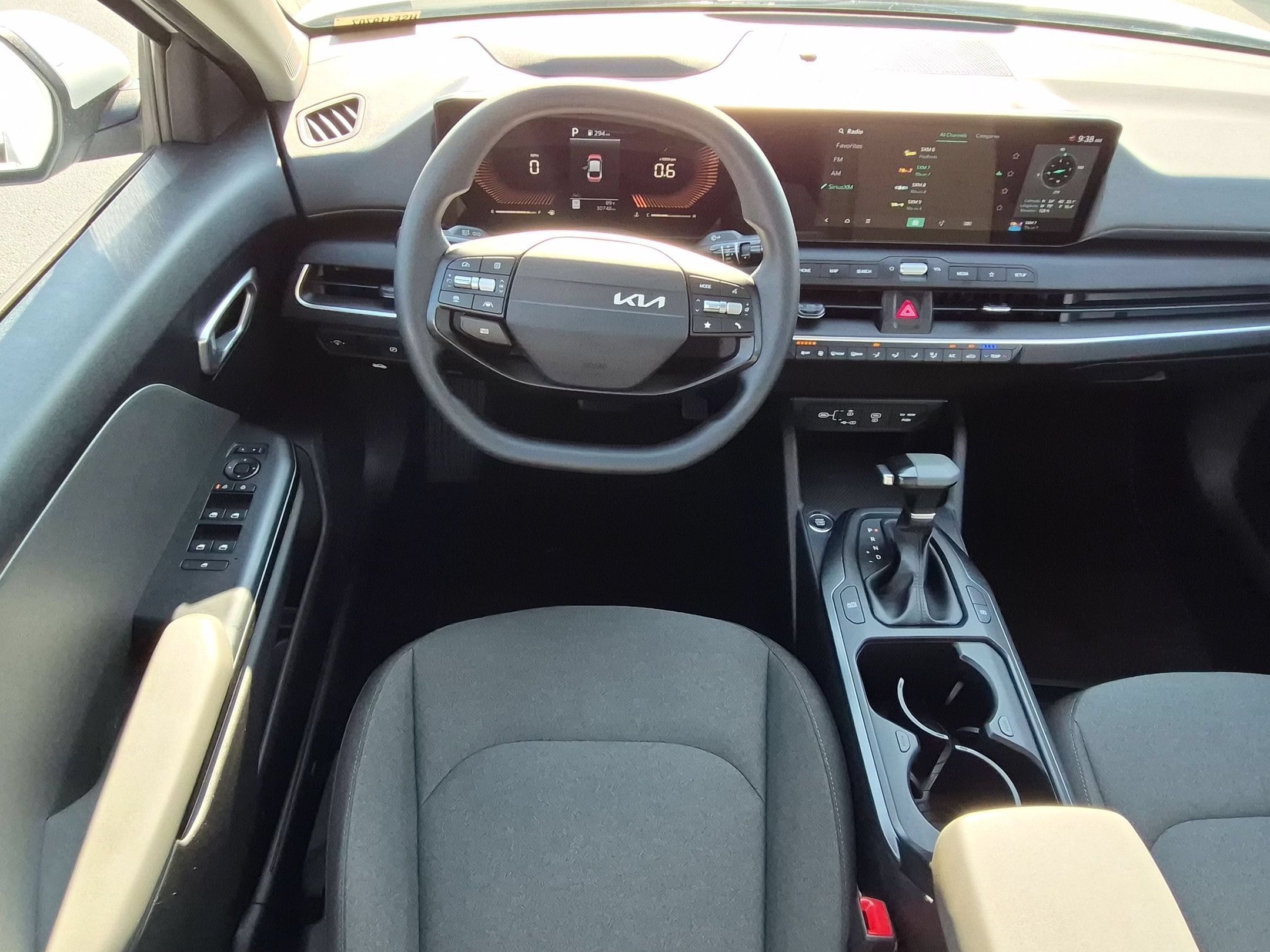 Used 2025 Kia K4 FWD image 29