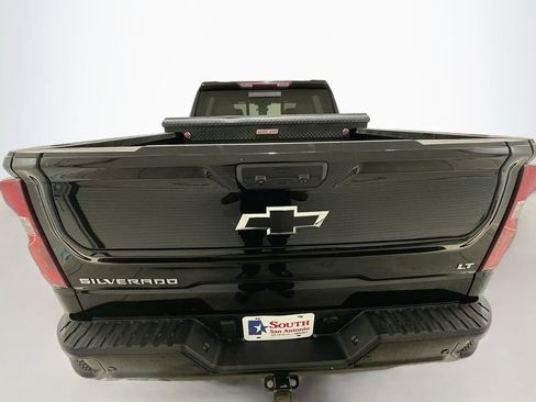 Certified 2024 Chevrolet Silverado 1500 LT Trail Boss w/ LT Trail Boss Premium Package AWD/4WD image 6