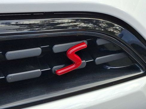 Certified 2025 MINI Cooper S image 29