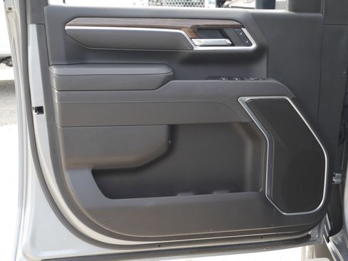 Used 2025 Chevrolet Silverado 2500 LT w/ All Star Edition image 37