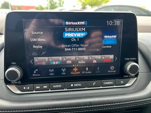 Used 2023 Nissan Rogue SV FWD image 13