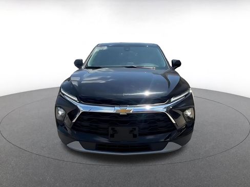 Used 2025 Chevrolet Blazer LT FWD image 5