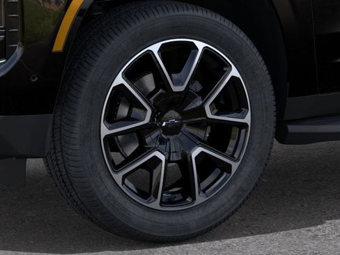 New 2026 Chevrolet Tahoe RST w/ Sun And Tow Package AWD/4WD image 19