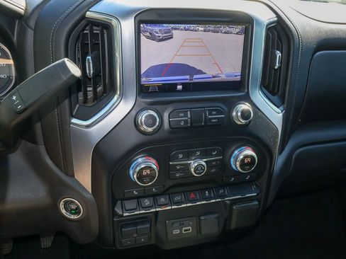 Used 2019 GMC Sierra 1500 SLE w/ SLE Value Package AWD/4WD image 14