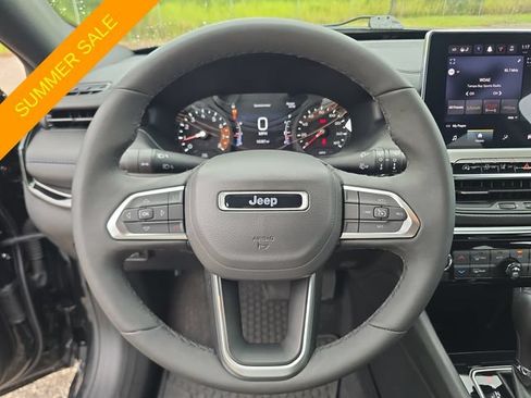 Certified 2025 Jeep Compass Latitude w/ Convenience Group AWD/4WD image 24