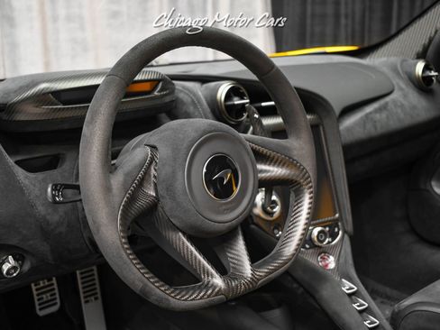 Used 2020 McLaren 720S Performance RWD image 9