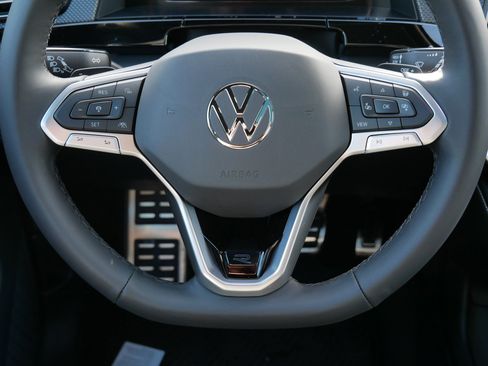 New 2026 Volkswagen Atlas Cross Sport SEL R-Line image 9