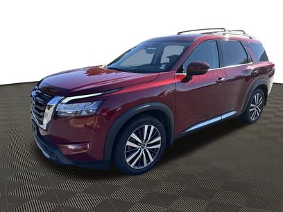 Used 2022 Nissan Pathfinder Platinum w/ Cargo Package