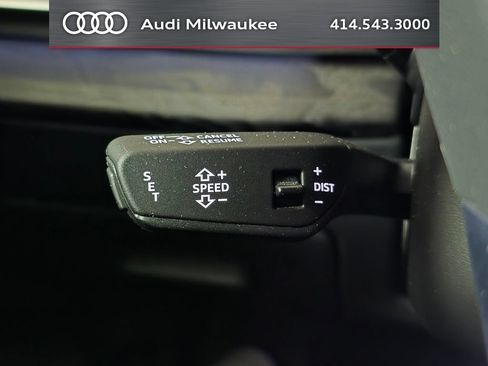 Used 2023 Audi Q8 Premium w/ Convenience Package AWD/4WD image 34