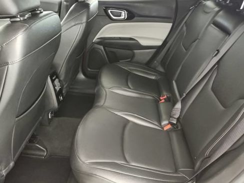 Used 2025 Jeep Compass Limited AWD/4WD image 21