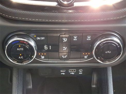 Certified 2022 Chevrolet TrailBlazer ACTIV w/ Sun and Liftgate Package image 17