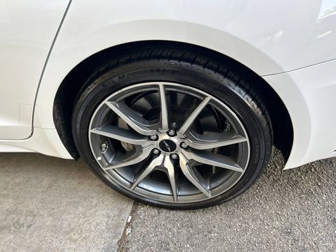 Used 2026 Genesis G70 2.5T RWD image 18