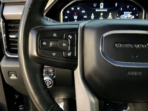 Used 2024 GMC Sierra 2500 Denali w/ Denali Reserve Package image 16