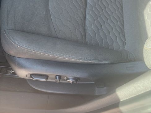 Used 2018 Chevrolet Equinox LT w/ Sun & Infotainment Package image 8