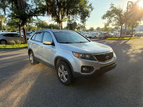 Used 2013 Kia Sorento EX w/ Premium Plus Pkg AWD/4WD image 7