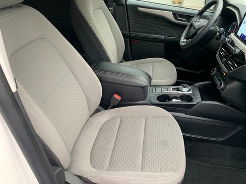 Used 2022 Ford Escape SE w/ Convenience Package AWD/4WD image 10
