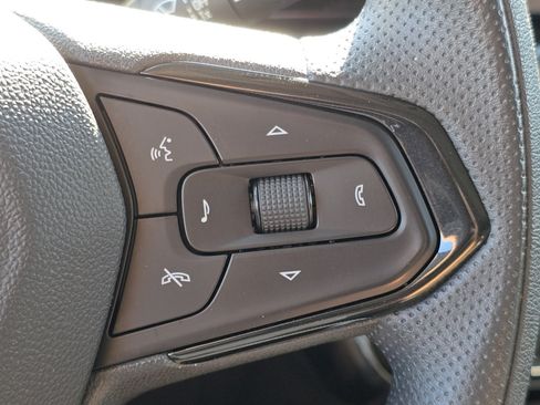 Used 2025 Chevrolet TrailBlazer LT FWD image 12