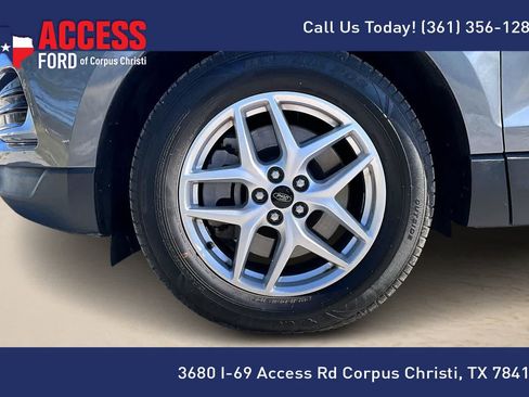 Used 2024 Ford Edge SEL AWD/4WD image 7