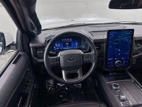 Used 2024 Ford Expedition Max Limited image 24
