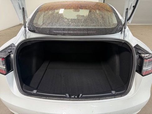 Used 2018 Tesla Model 3 Long Range image 13