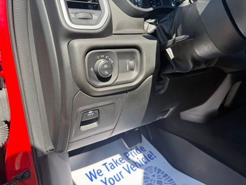 Used 2022 RAM 1500 Big Horn AWD/4WD image 19