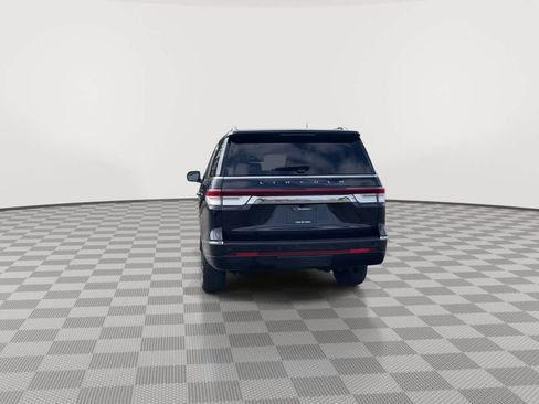 Used 2024 Lincoln Navigator L Reserve image 7