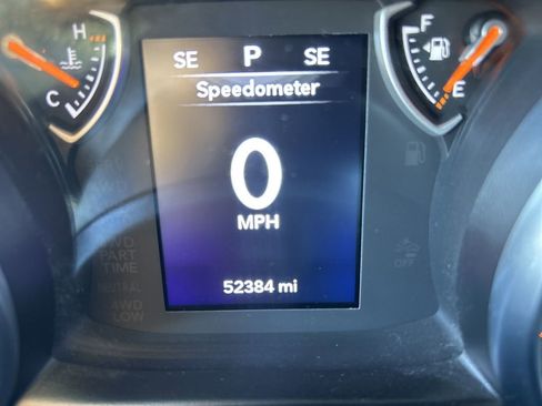 Used 2020 Jeep Wrangler Unlimited Sport image 27