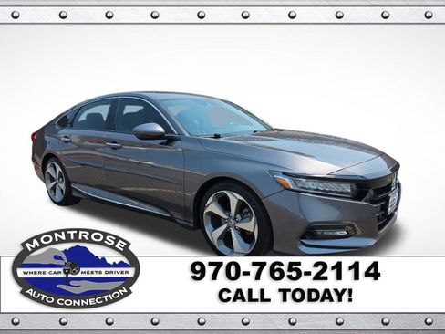 Used 2018 Honda Accord Touring image 1