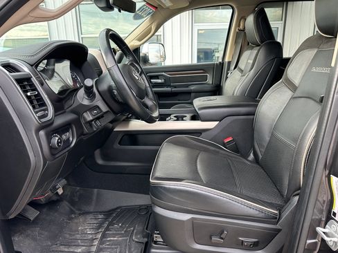 Used 2022 RAM 4500 Laramie image 10