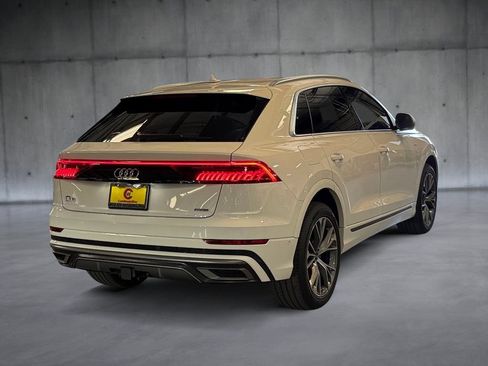 Used 2023 Audi Q8 Premium Plus w/ Premium Plus Package AWD/4WD image 5