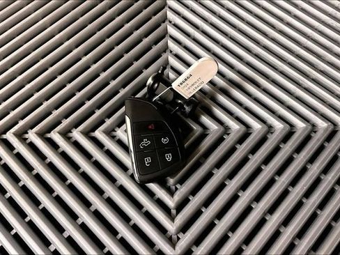 Used 2024 Chevrolet Silverado 3500 LT w/ Convenience Package image 10