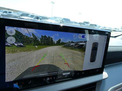 New 2026 Ford Explorer Active AWD/4WD image 24
