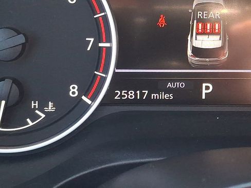 Used 2023 Nissan Rogue SV AWD/4WD image 19