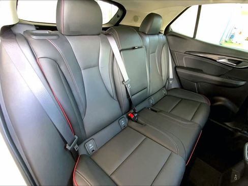 Used 2022 Buick Envision Essence w/ Technology Package II image 20