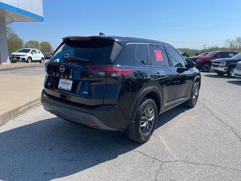 Used 2023 Nissan Rogue S image 47