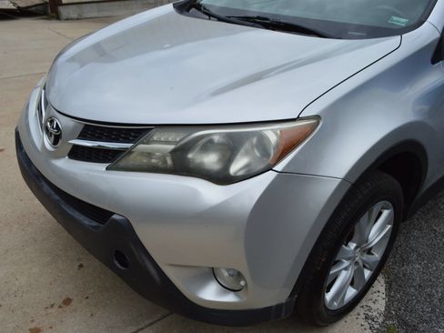 Used 2013 Toyota RAV4 Limited AWD/4WD image 3